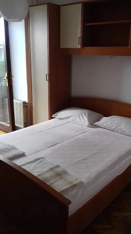 Guest house Apartmani Infinity Sukosan