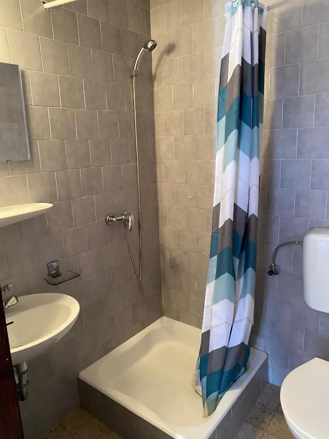 Guest house Apartmani Infinity Sukosan Croatia