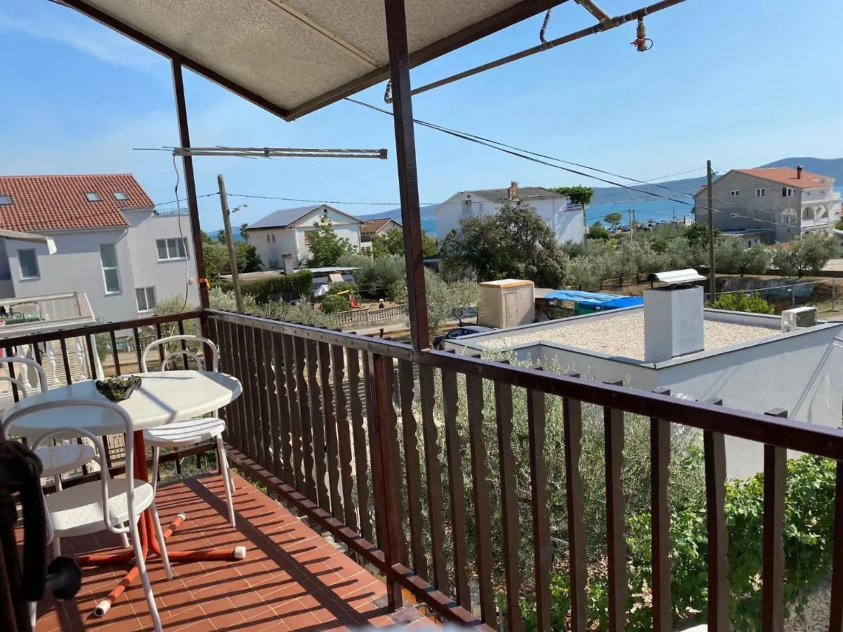 Guest house Apartmani Infinity Sukosan