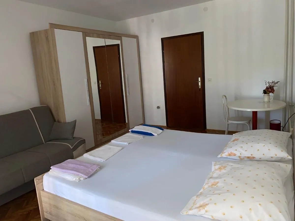 Apartmani Infinity Sukosan Croatia