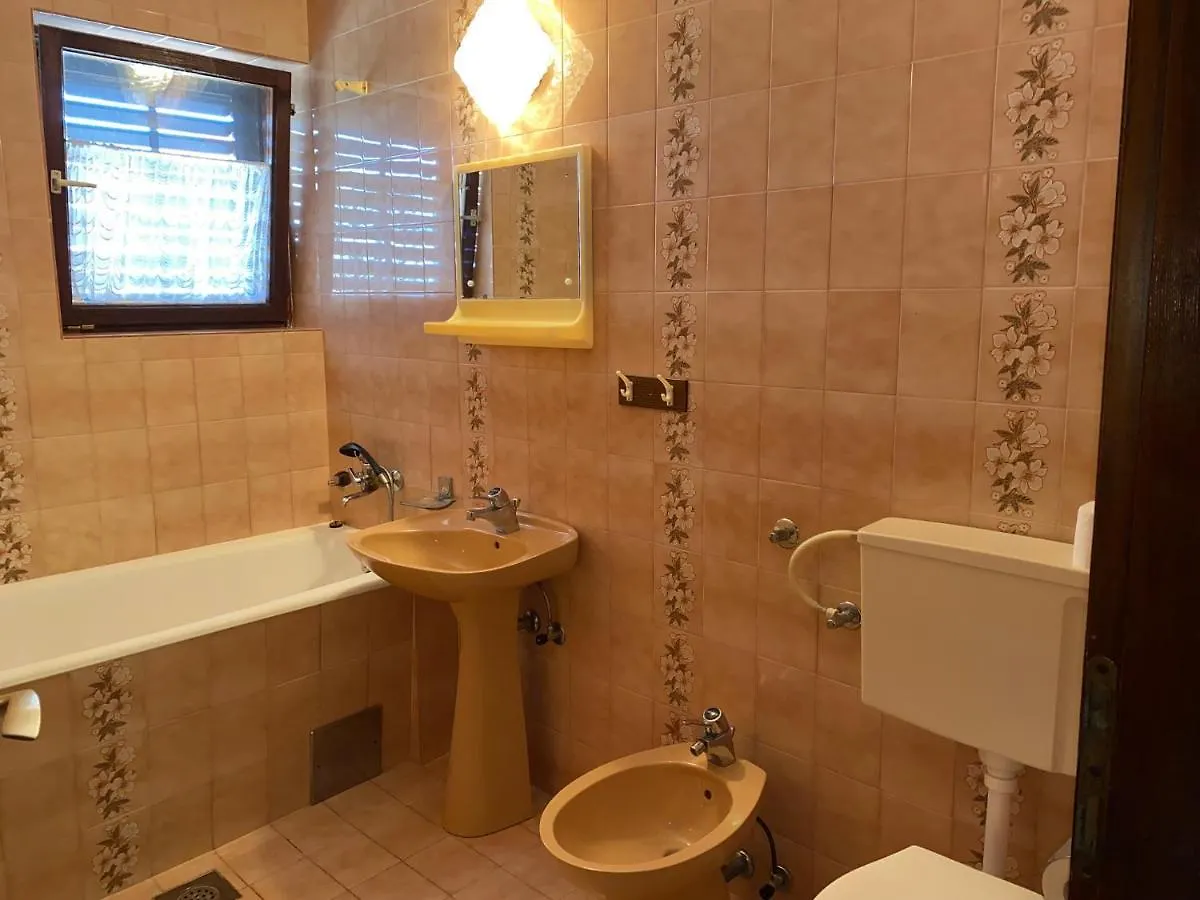 Guest house Apartmani Infinity Sukosan